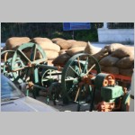 630 Er hat aus seiner modernen Muehle ein halbes Museum gemacht mit ganz alter Technik.JPG 630 Er hat aus seiner modernen Muehle ein halbes Museum gemacht mit ganz alter Technik.JPG